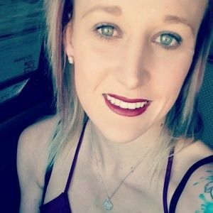 Meet your Posher, Tara